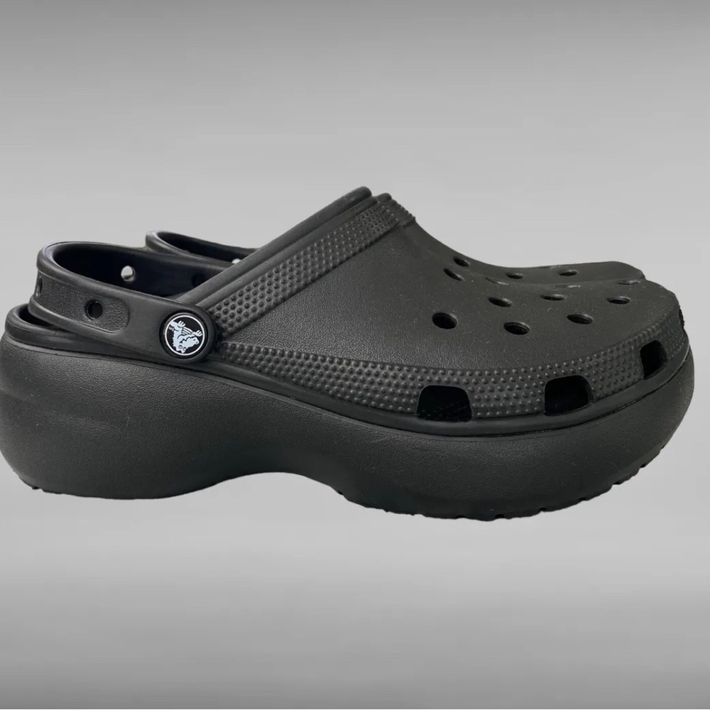 Women’s platform crocs